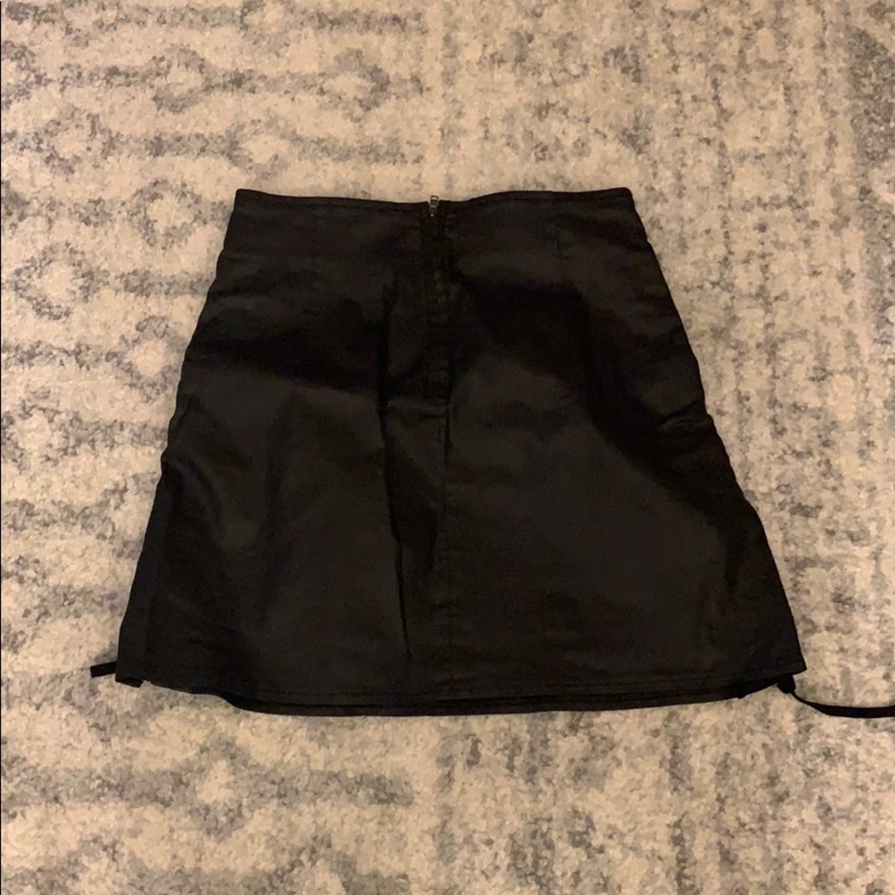 French Connection Skirt - Picture 3 of 4